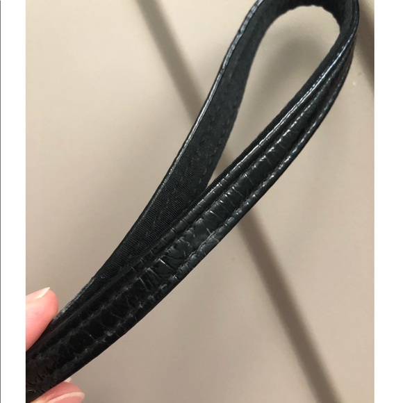 Vera Bradley Wristlet - Picture 7 of 13